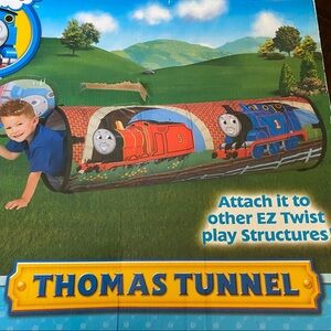 Thomas Friends 5 feet of crawl through fun tunnel